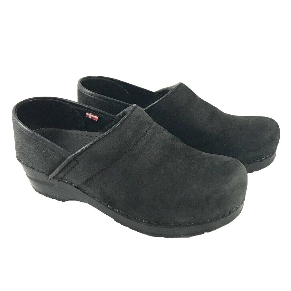 Sanita Nurse Clogs Solid Black Suede Leather Sz 7